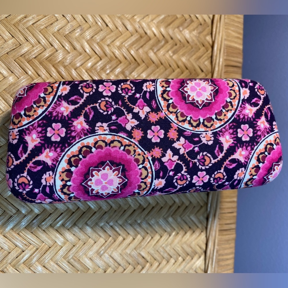 Vera Bradley | Raspberry Medallion Sunglasses Case - Picture 6 of 13
